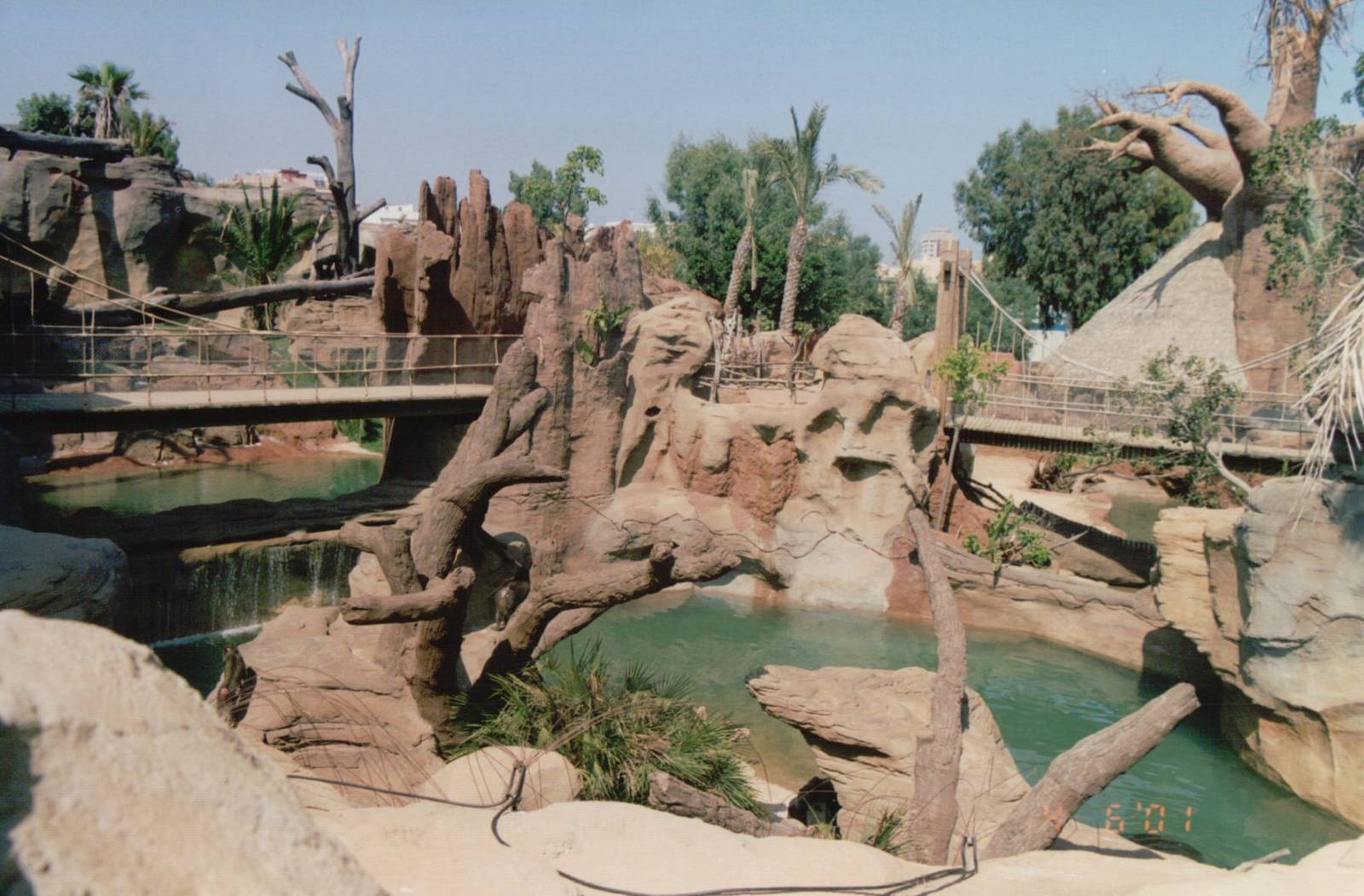 Fuengirola Zoo 2001 - General view on the grounds
