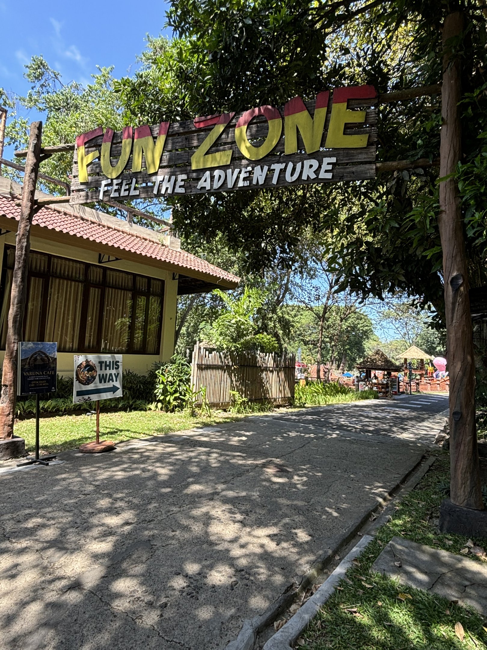 Fun Zone - entrance