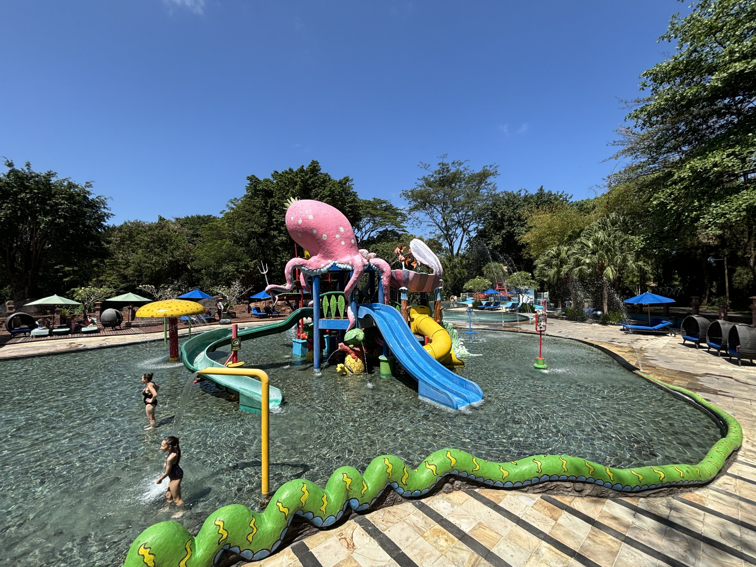 Fun Zone - water play area