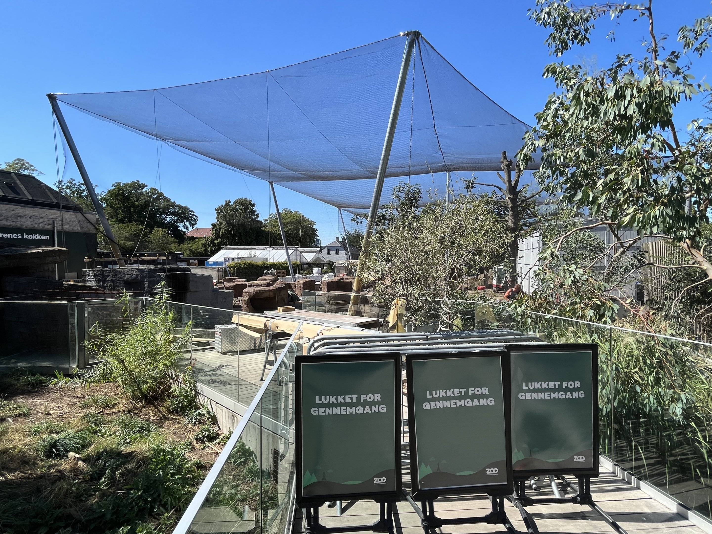 Future Australian Aviary