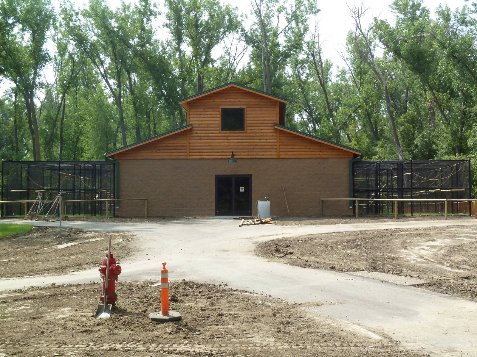 Future Primate Center (7 Species)