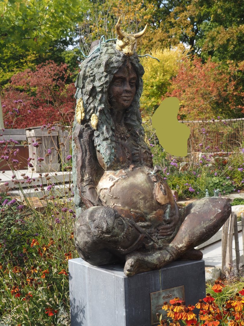 Gaia/Mother Earth statue, 2025-09-30