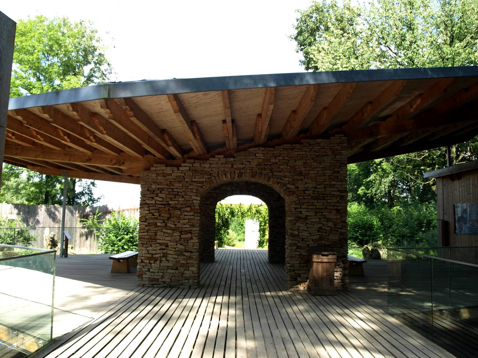 GaiaPark - European viewing shelter