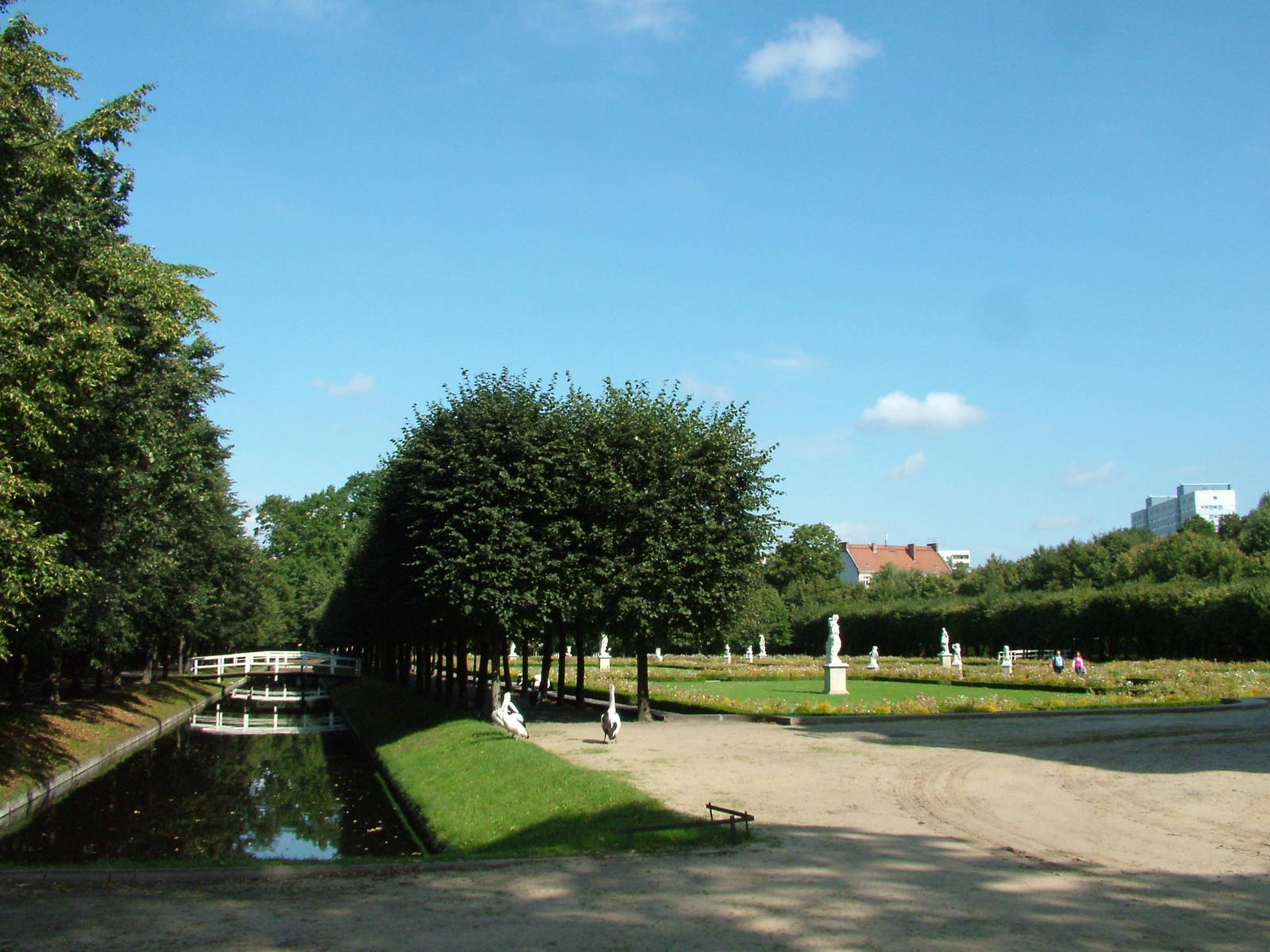 Gardens of Schloss Friedrichsfelde at Tierpark Berlin, 01/09/11