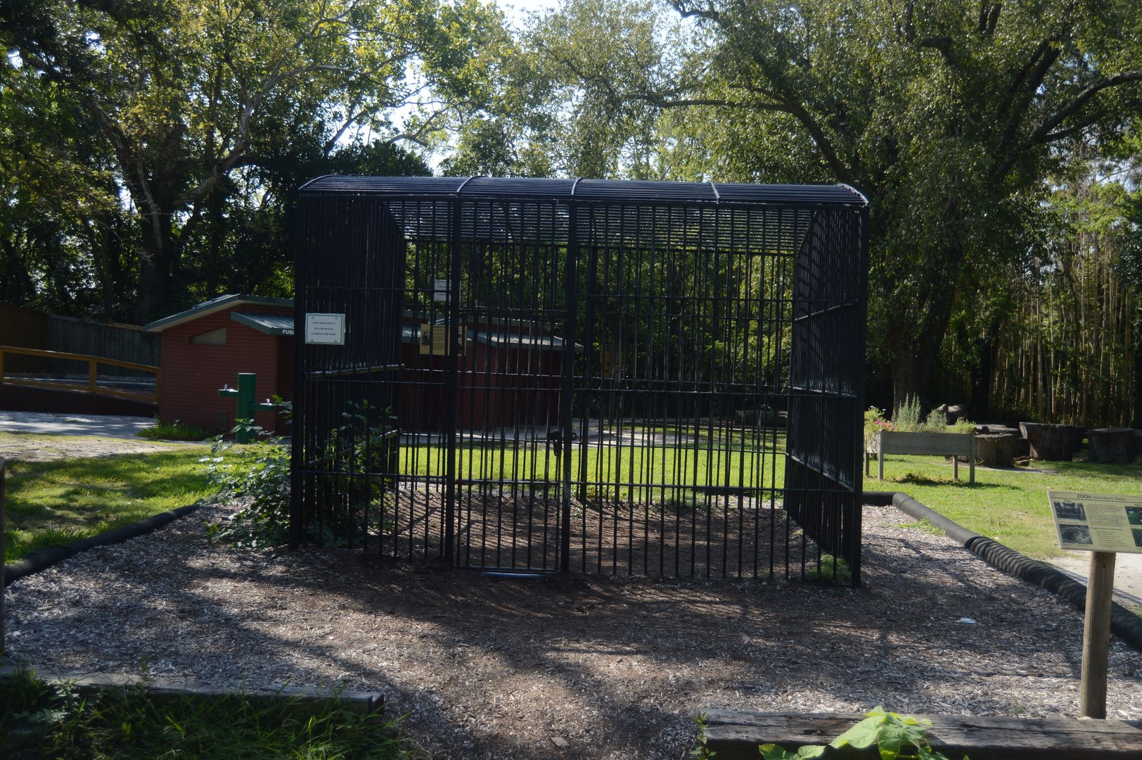 Gardens - Old Chimpanzee Cage