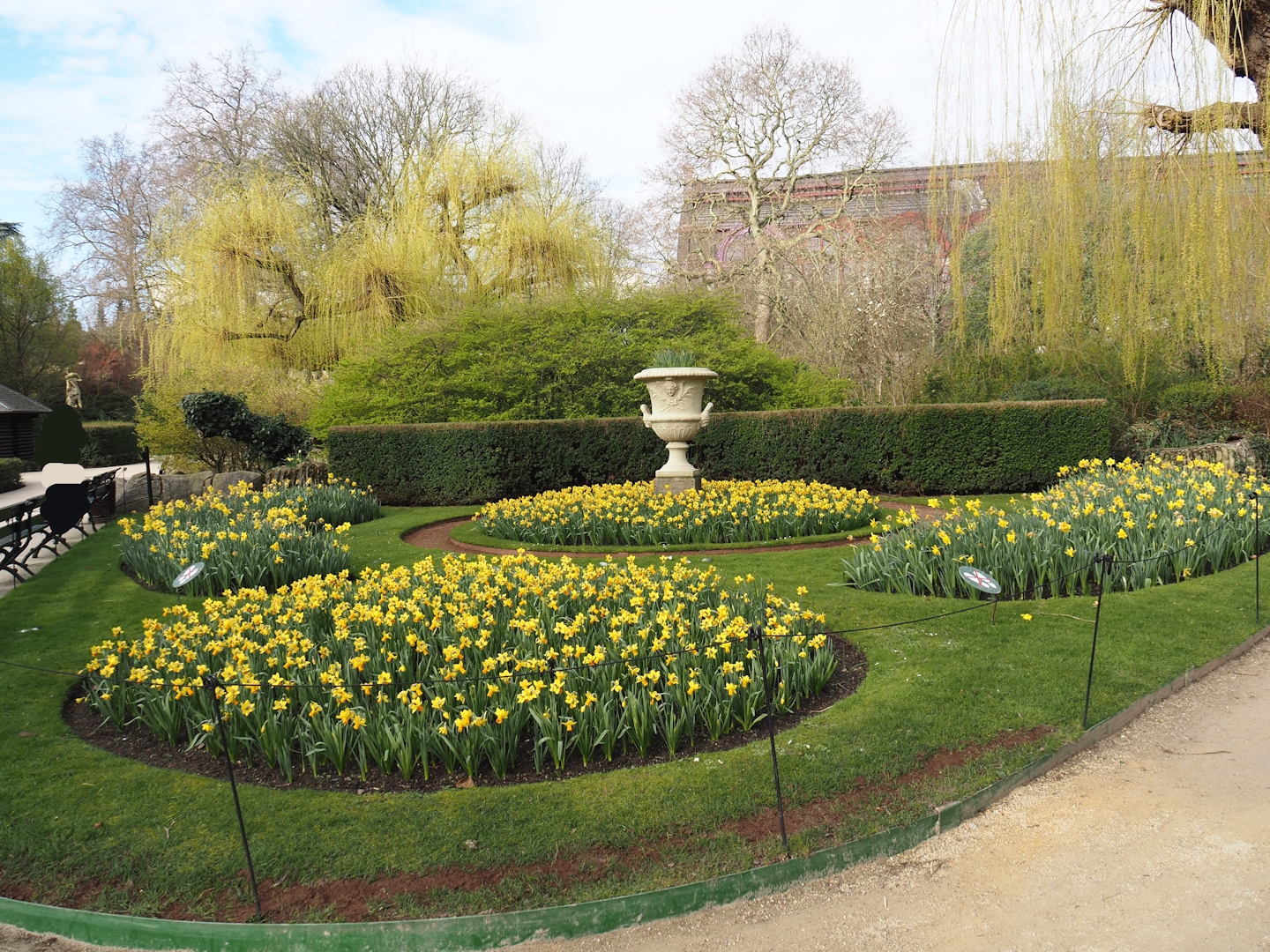 Gardens with restored historical crater vase near the rhinoceros and zebra paddock, 2024-03-09