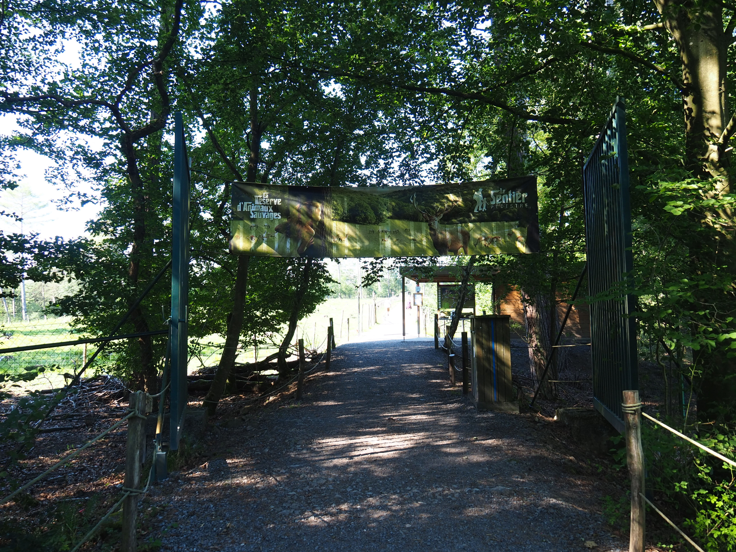 Gates of the Wildlife park walking trail proper, 2020-07-12