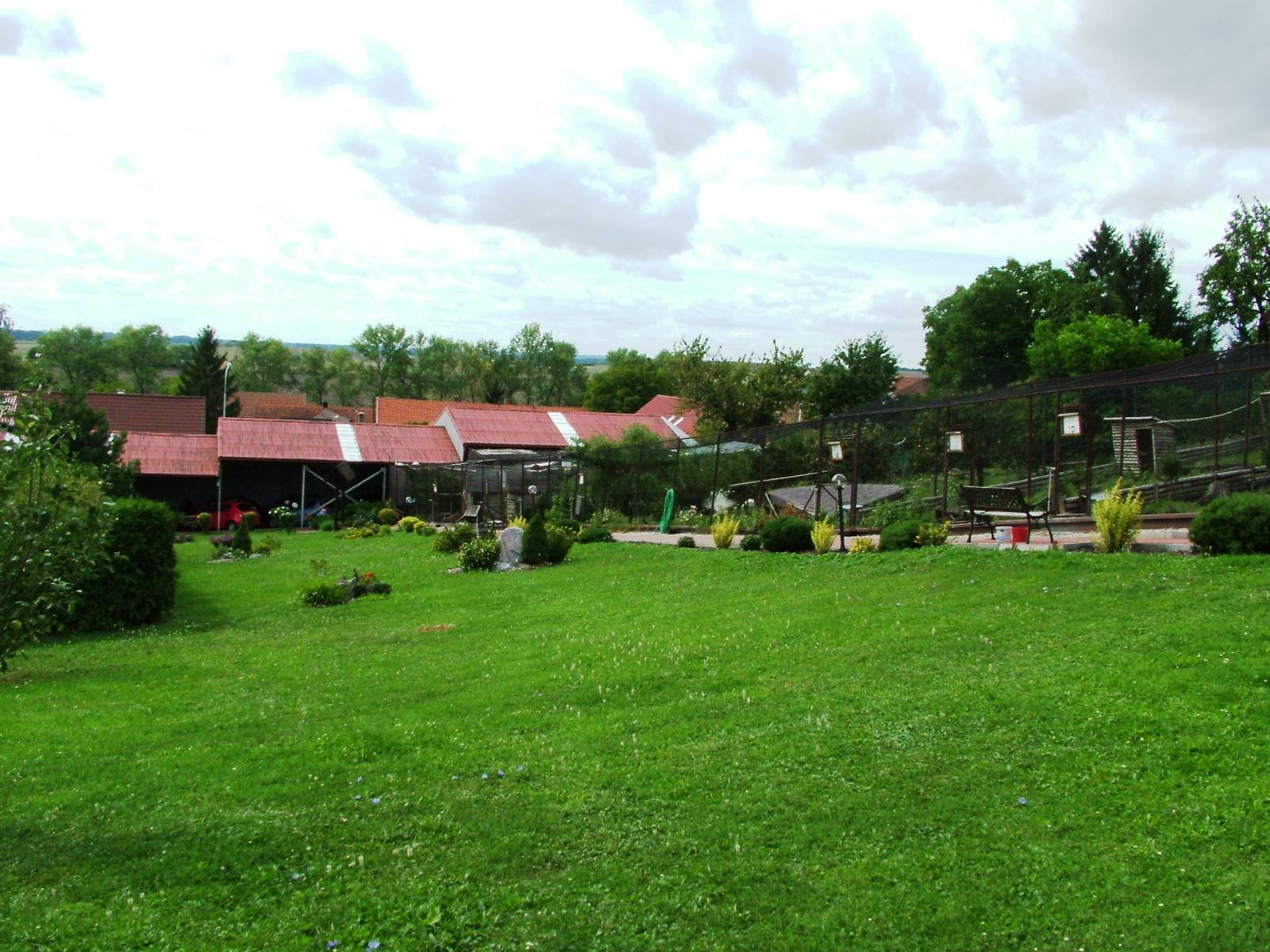 General View at Autocentrum Boura (Dymokury), 26/08/12