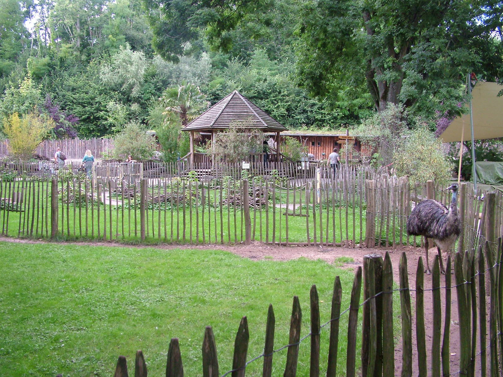General View at Landau Zoo, 04/09/10