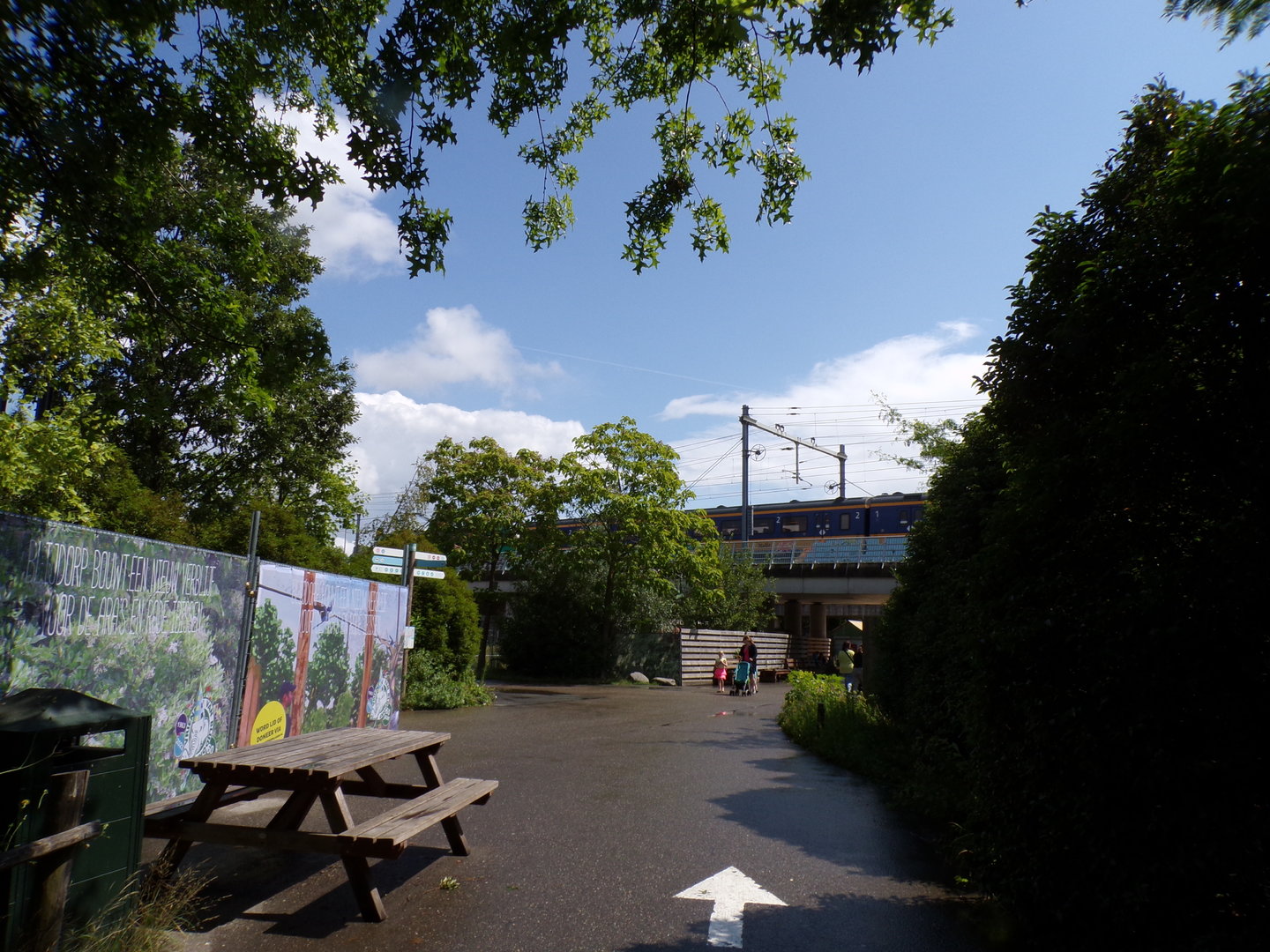 General view coming past the trains tracks to the other side of the zoo 13.7.23