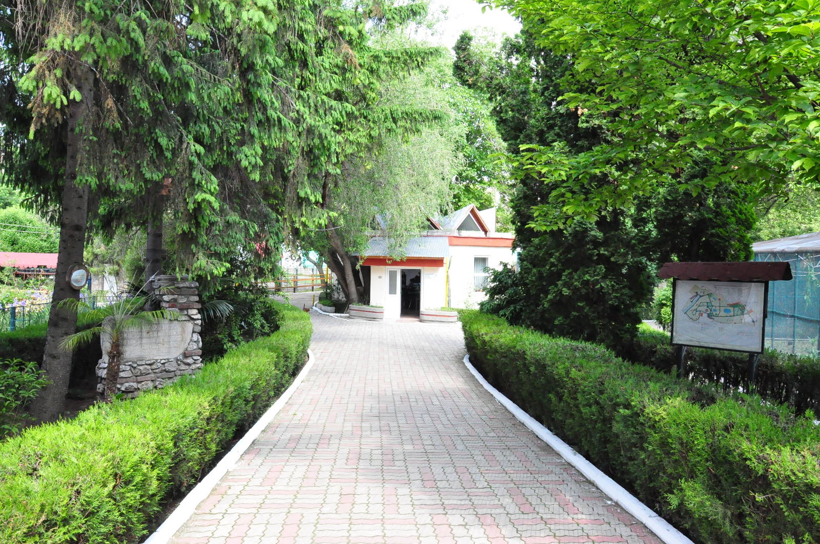 General view from the entrance