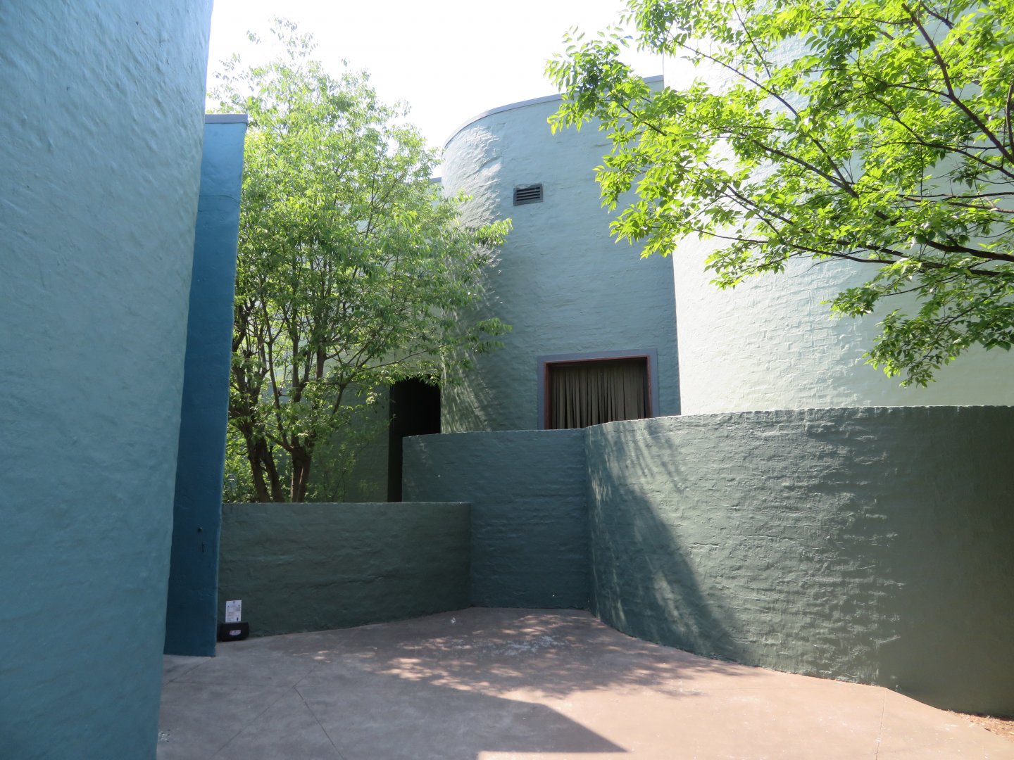 General Zoo Infrastructure