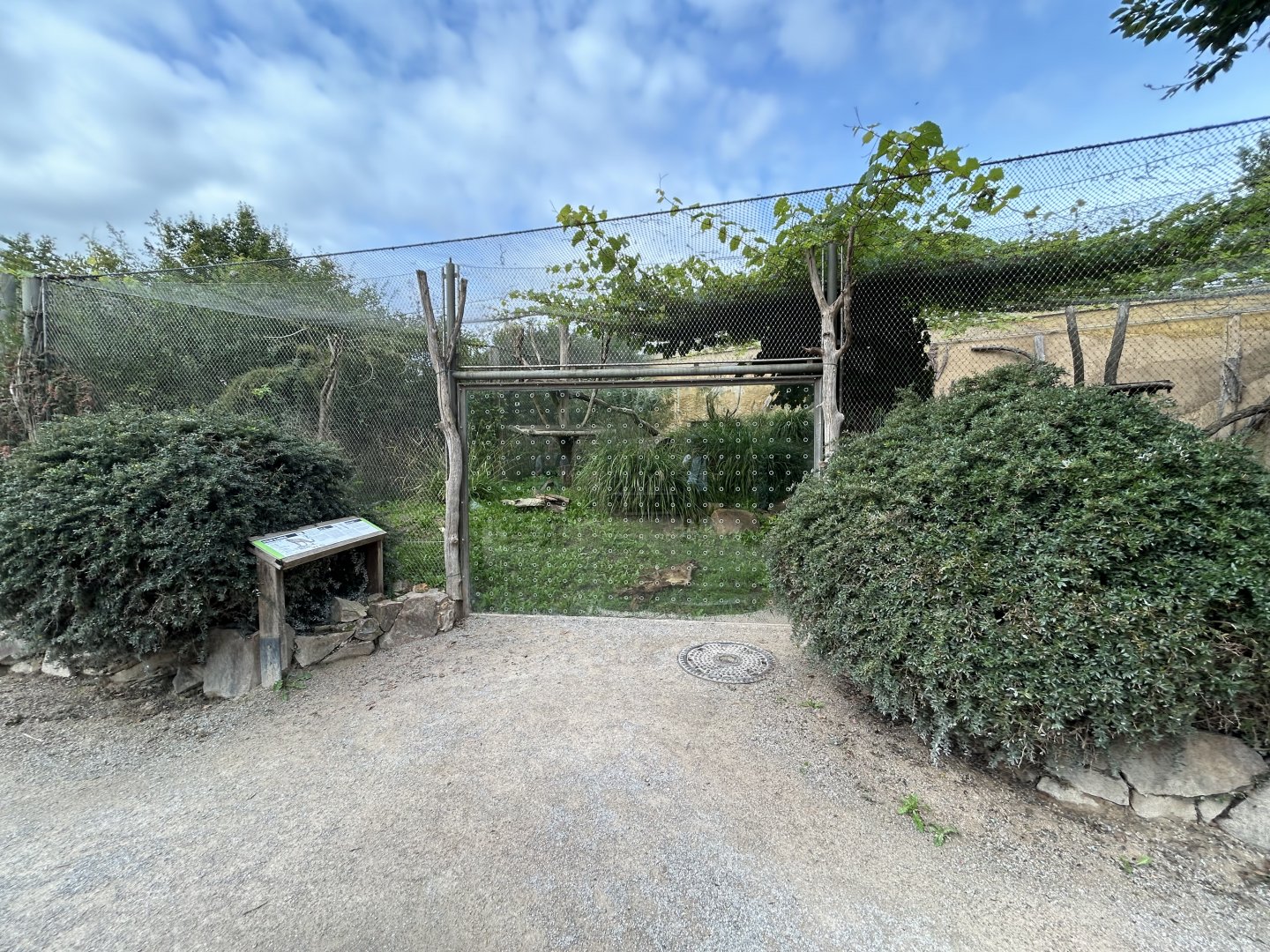 Geoffrey’s Cat Exhibit - Feline\Reptile House