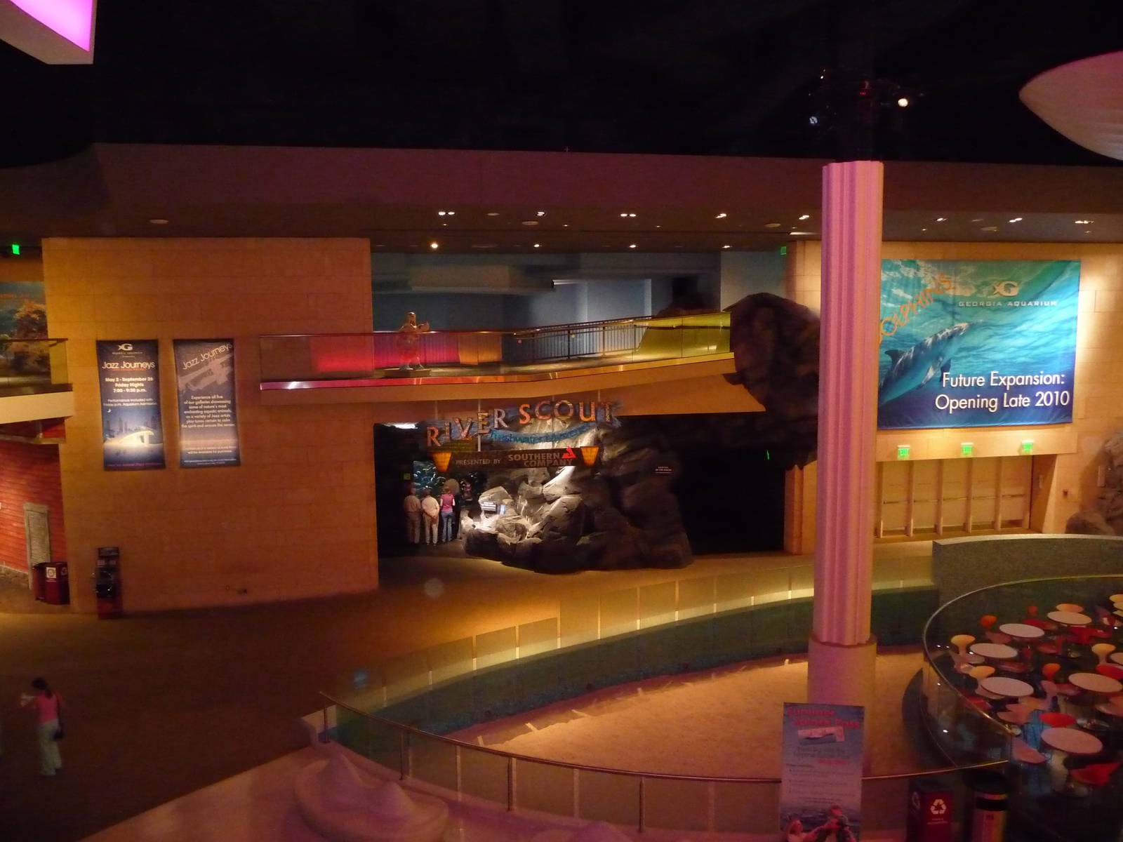Georgia Aquarium - Main Meeting Area