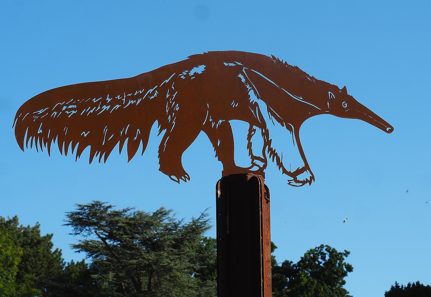 Giant anteater metal cut-out artwork, 2022-08-28
