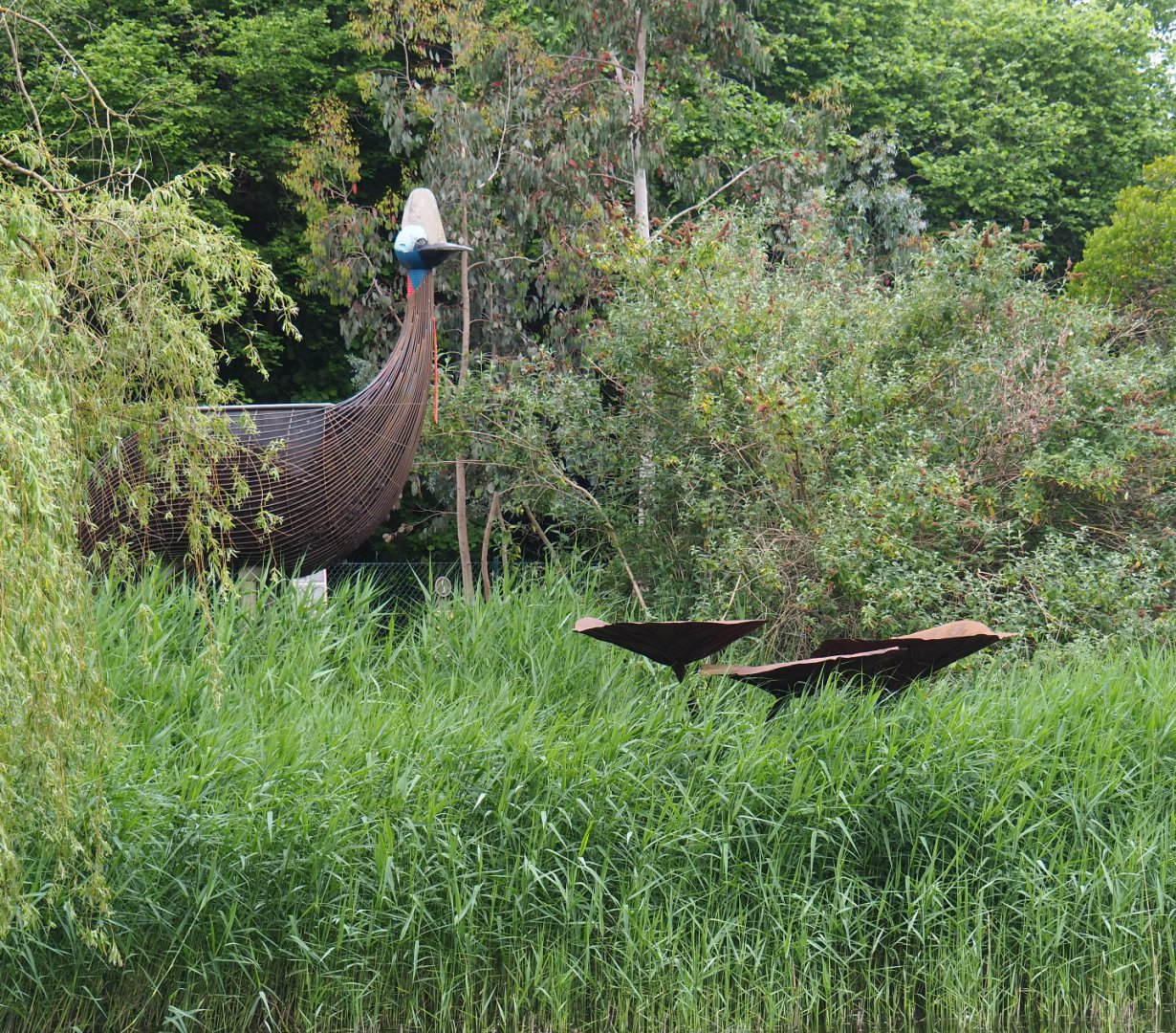 Giant cassowary-shaped viewing point, 2020-05-23