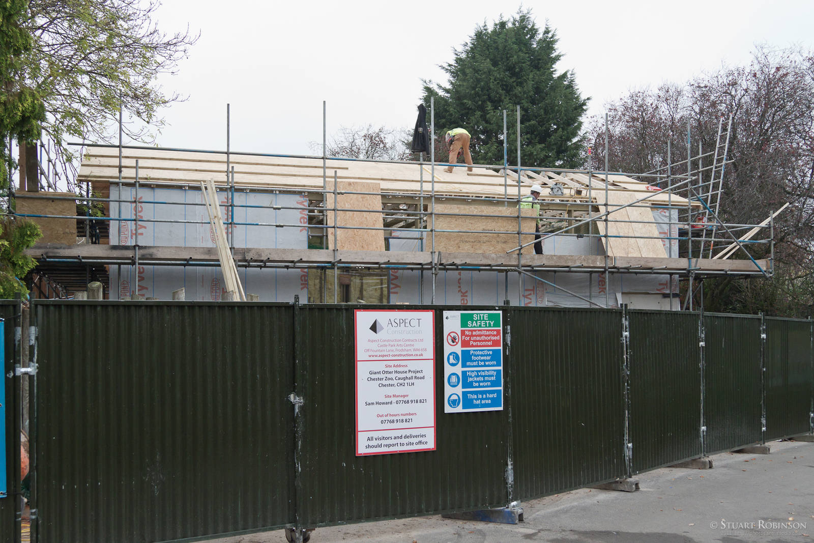 Giant, Giant Otter Construction - 15/11/2011