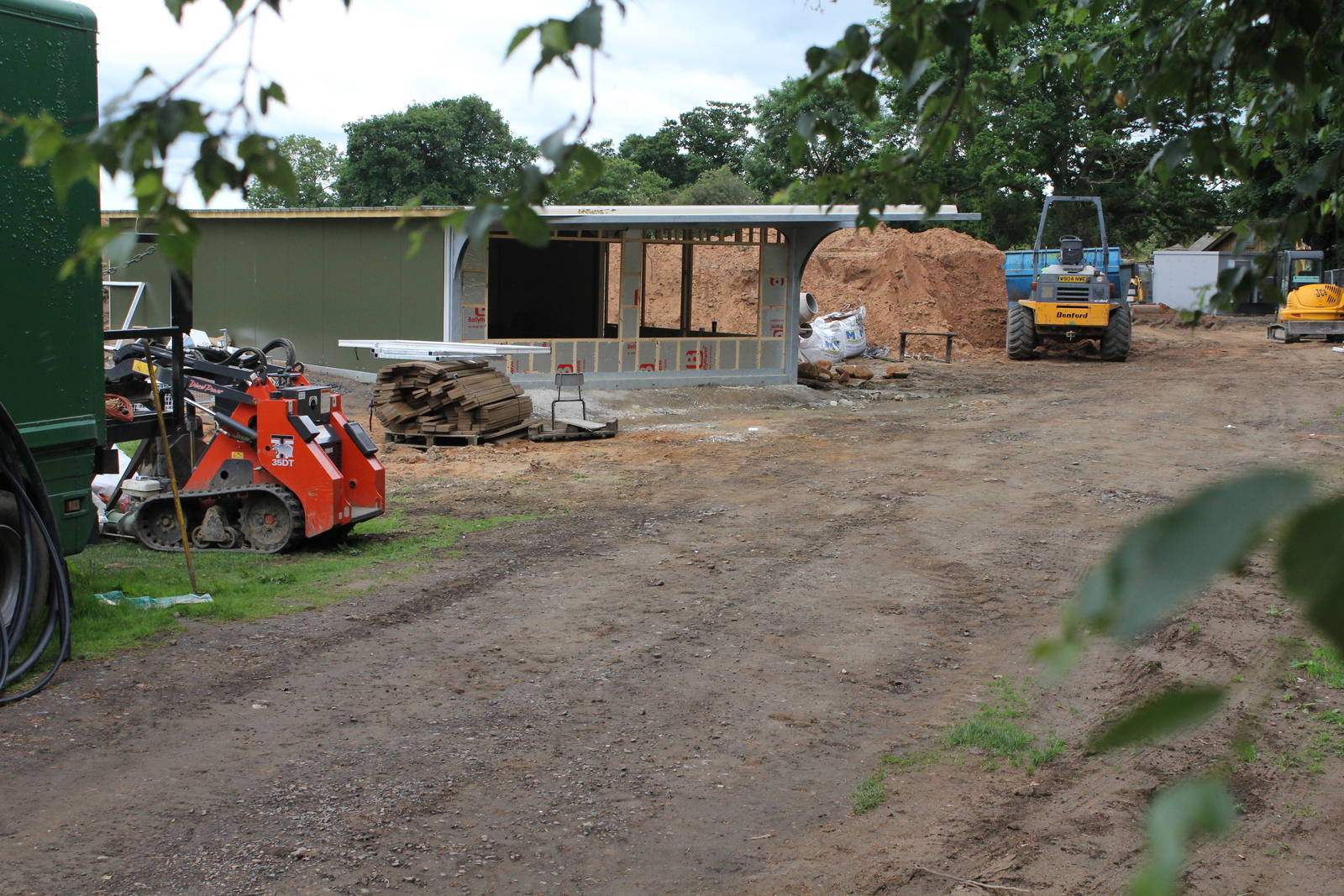 Giant otter accomodation building 20-6-15