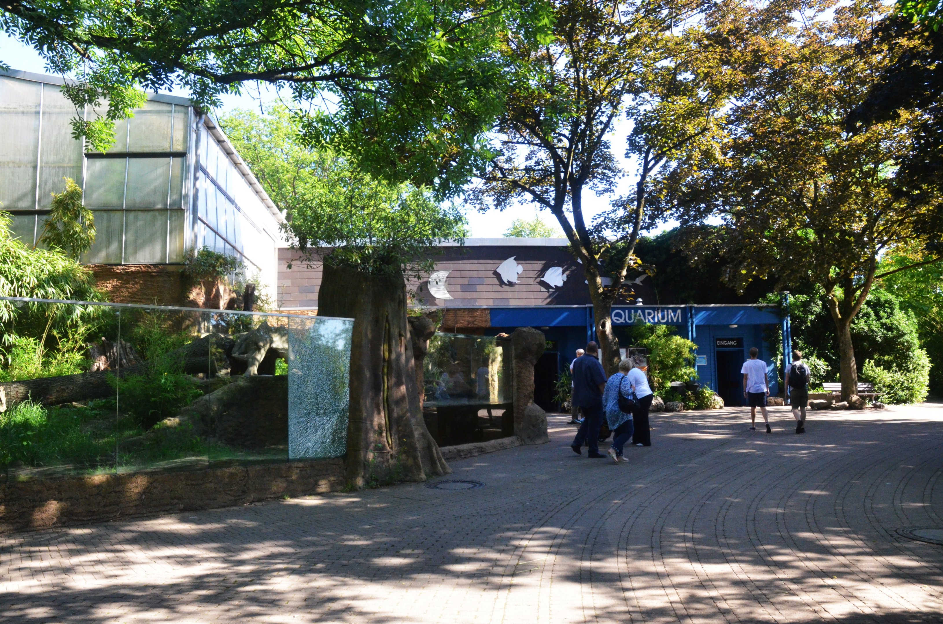 Giant Otter Enclosure and Aquarium at Duisburg, 17/06/19