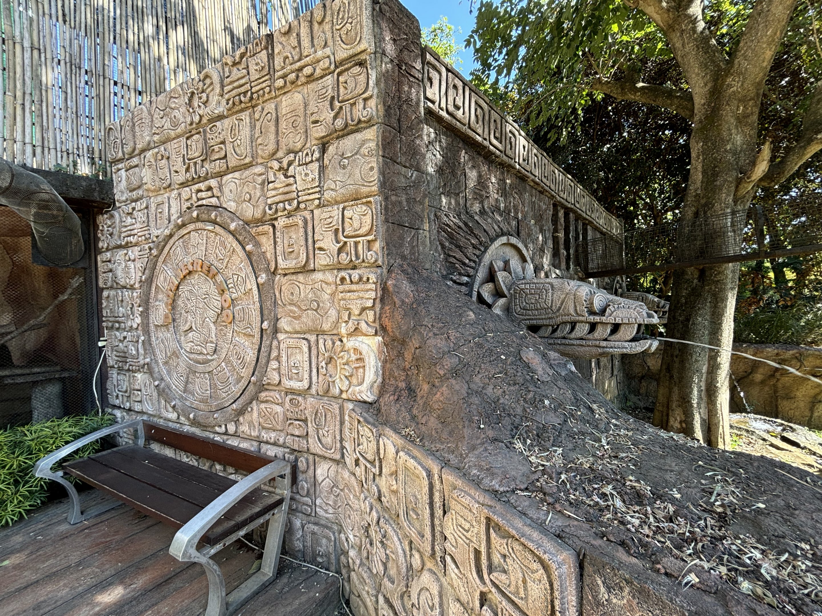 Giant Otter Holding Quarters