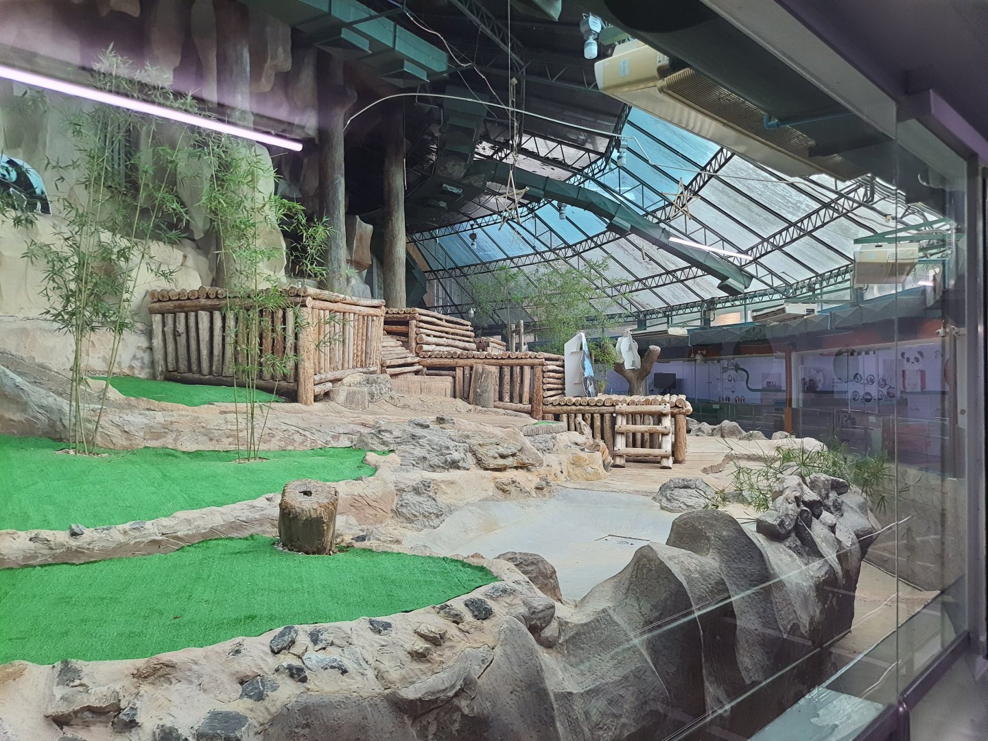 Giant Panda Complex (No Pandas during time of visit)