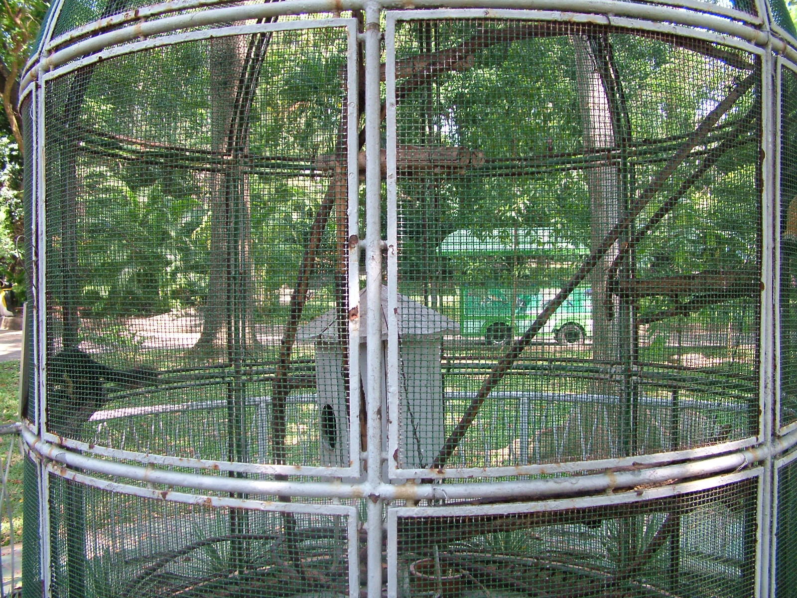 Giant Squirrel Exhibit at Saigon Zoo, 16/03/12