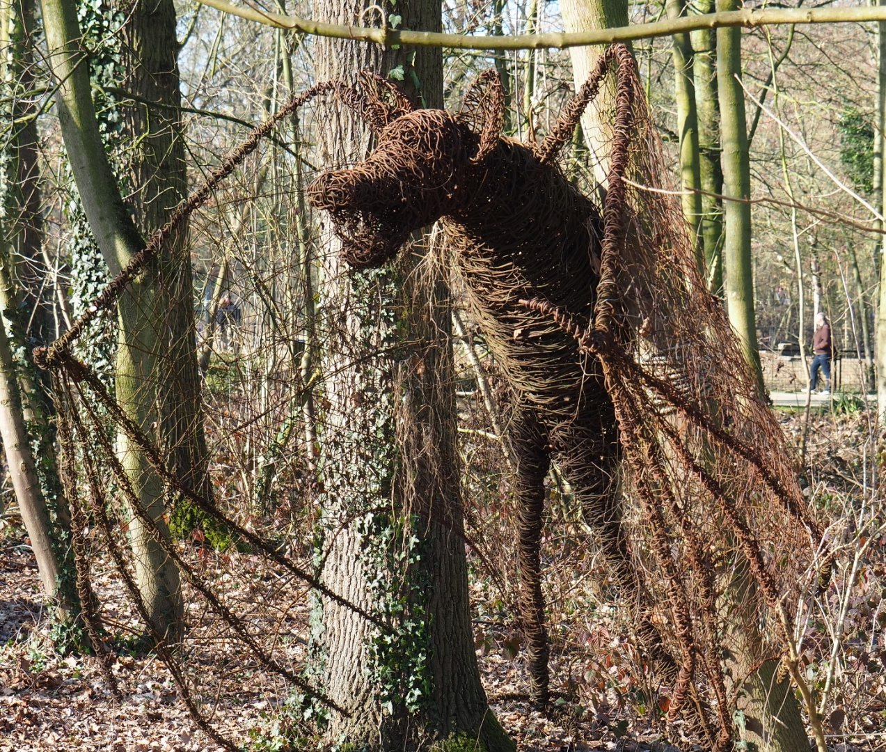 Giant wicker bat (Feb 16th, 2019)