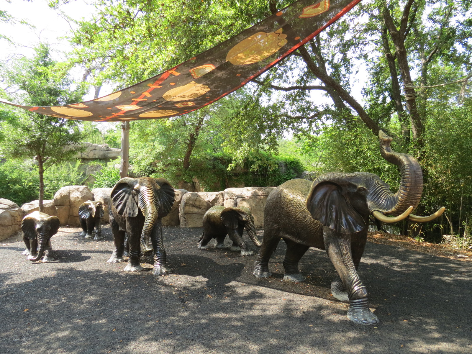 Giants of the Savanna - Entry Sculptures