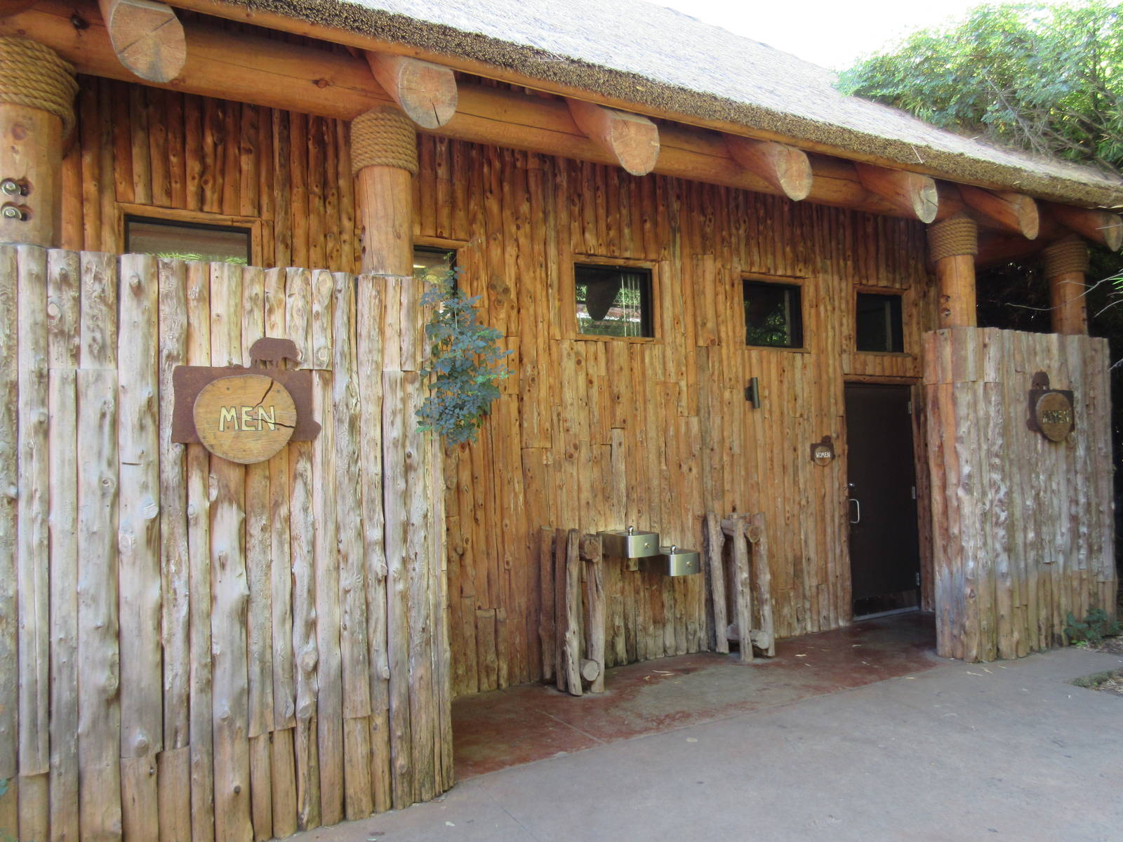 Giants of the Savanna - Washrooms