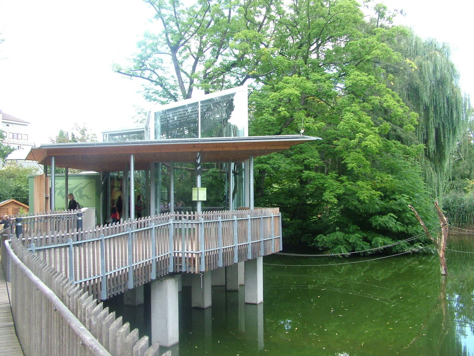 Gibbon House at Frankfurt 31/08/10