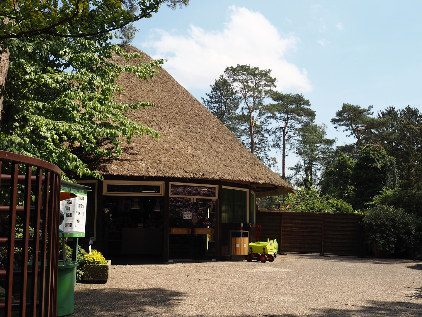 Gift shop, 2024-05-21