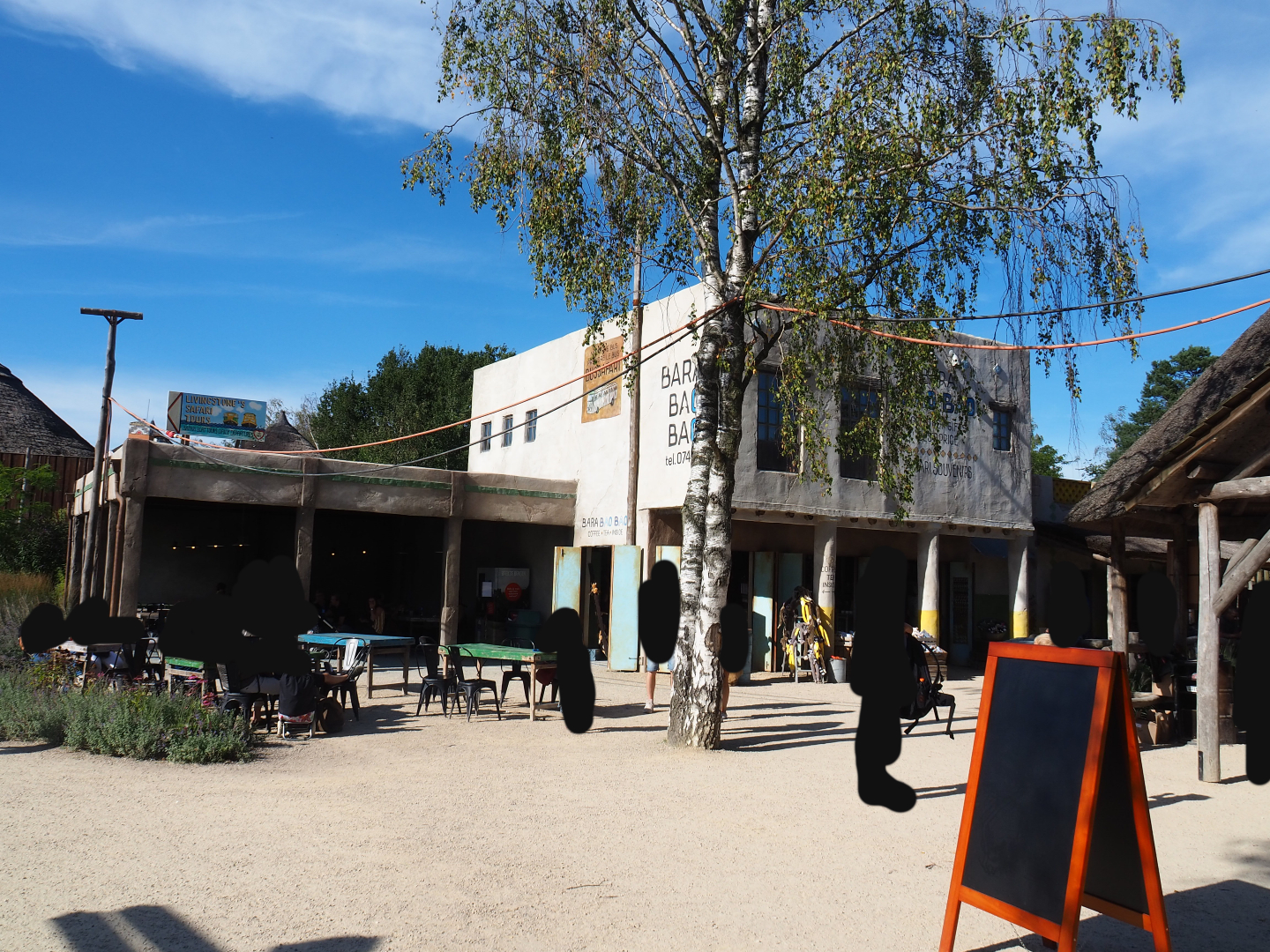 Gift shop and eating area, 2019-09-15