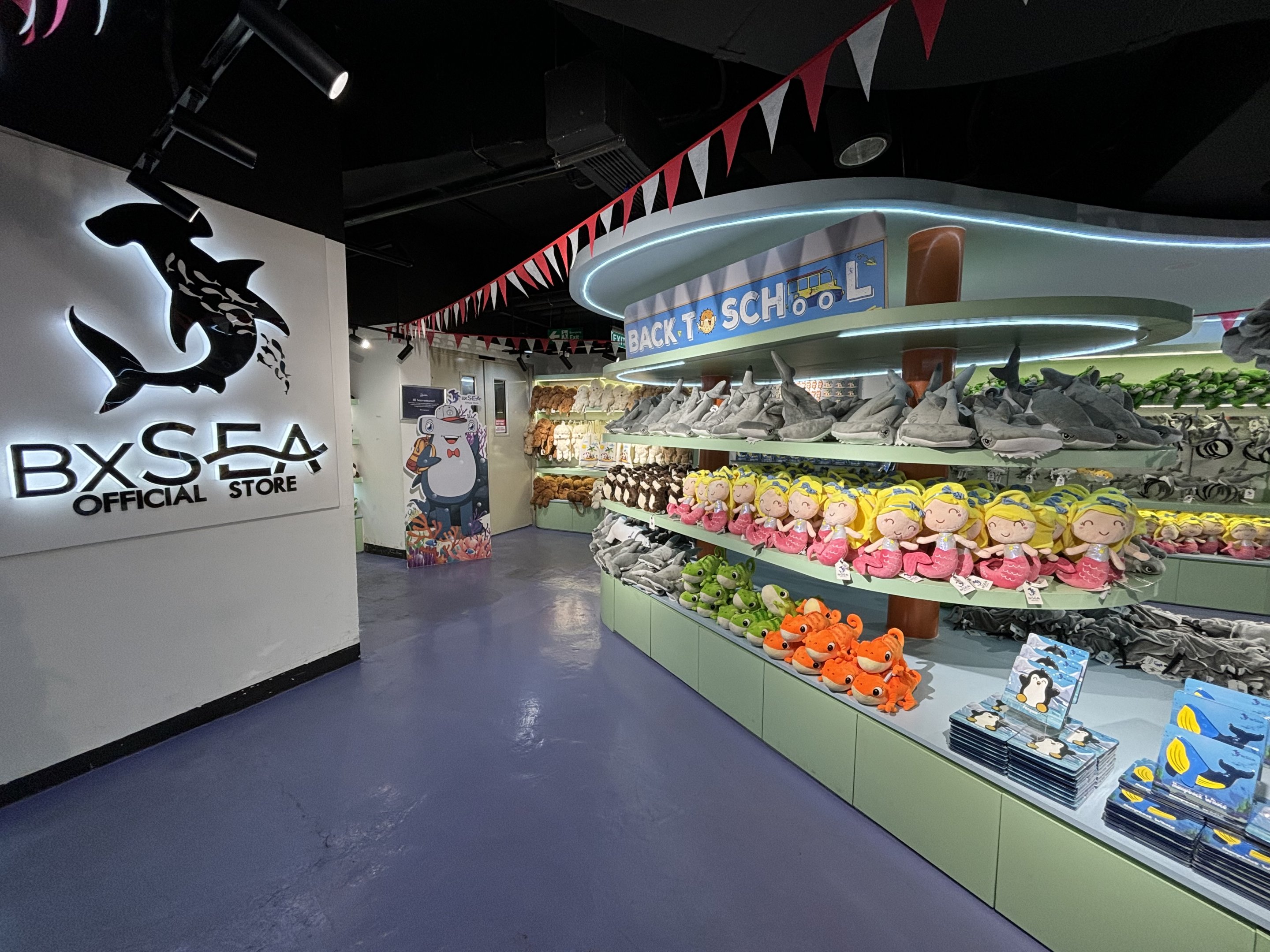 Gift Shop - BXSea Aquarium