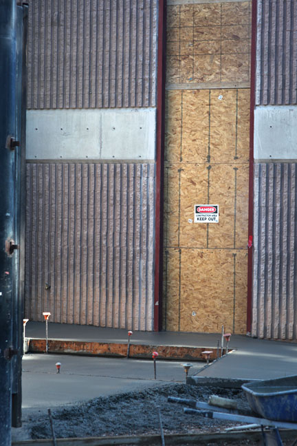 giraffe barn modifications