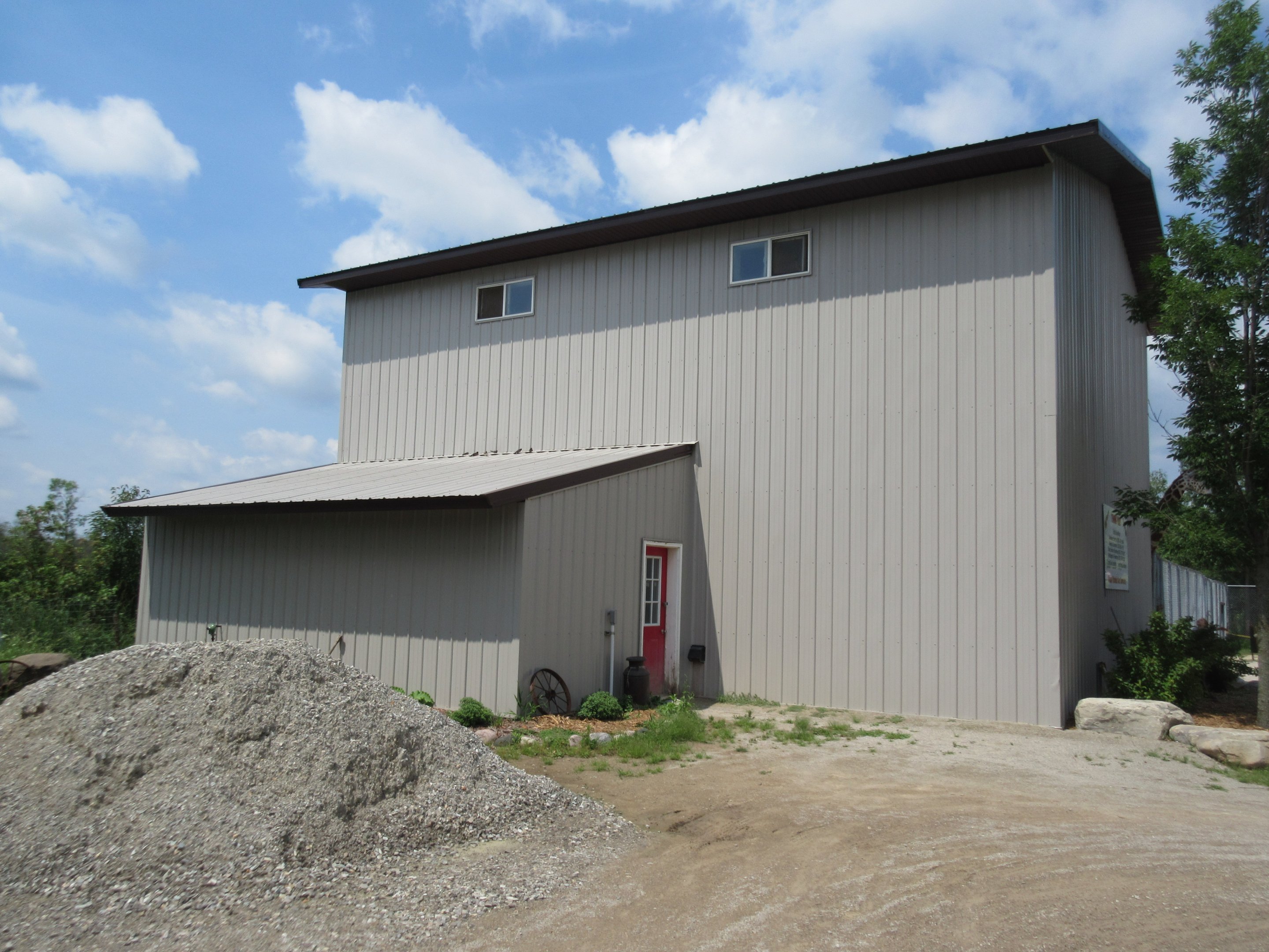 Giraffe Barn (rear view)