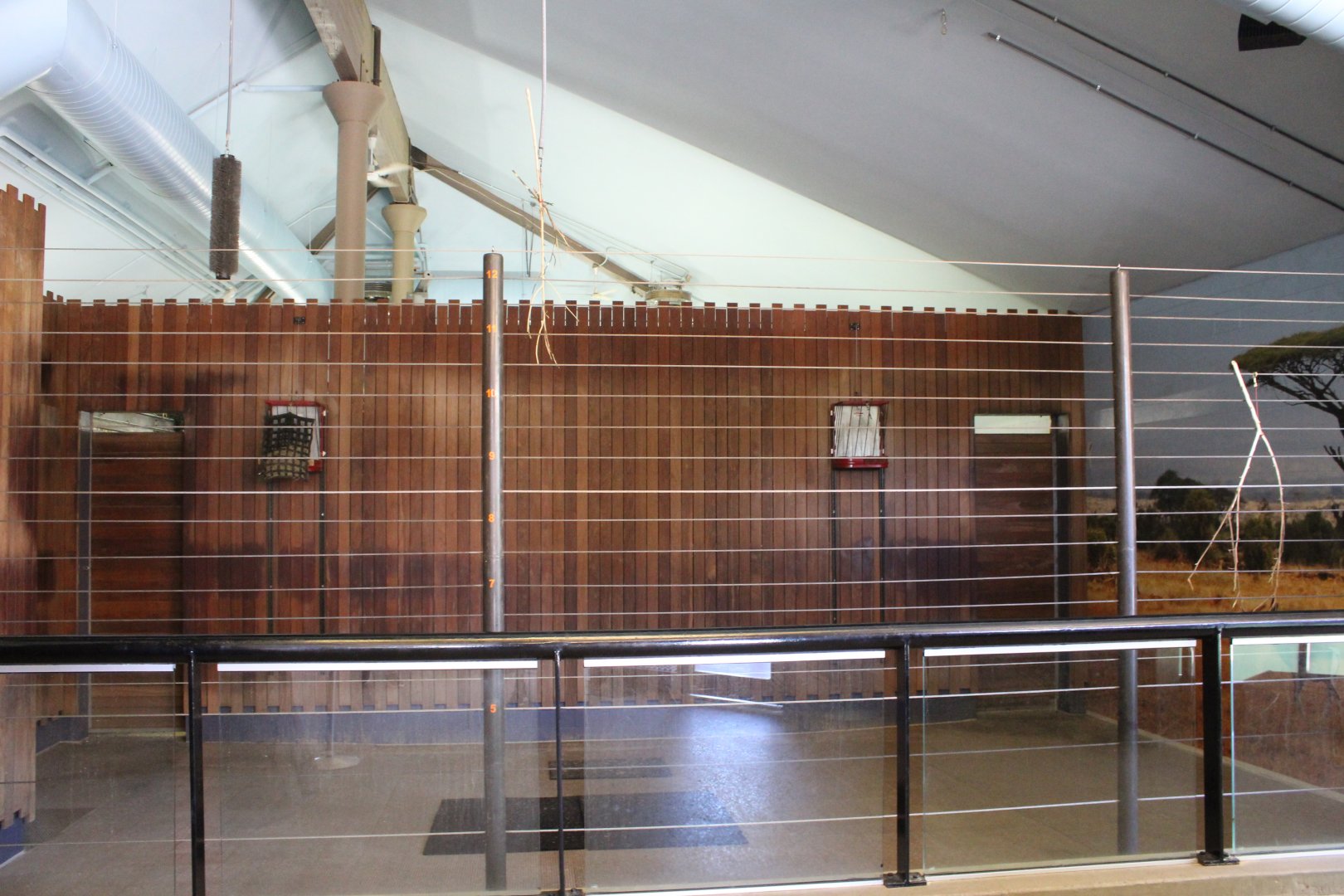 Giraffe Bedroom - African Hoostock Building