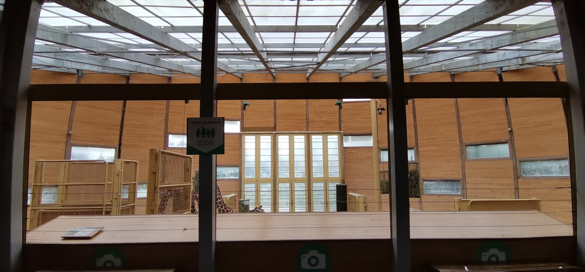 Giraffe house interior