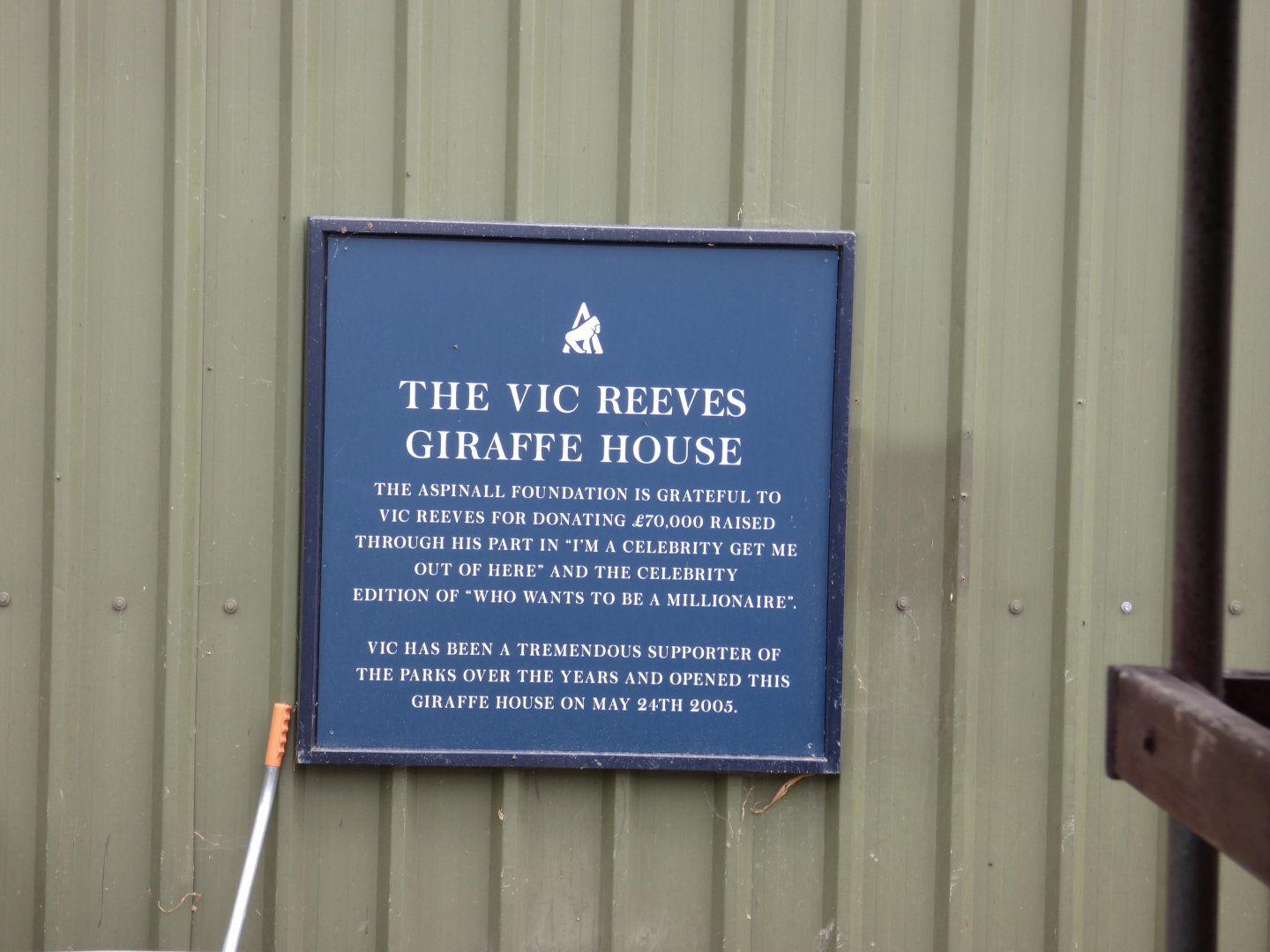 Giraffe house name