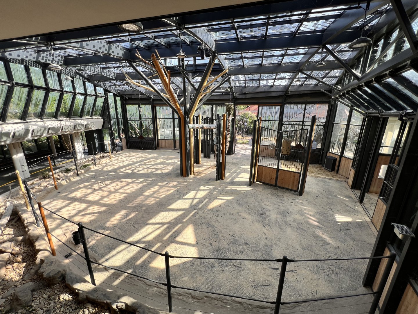 Giraffe Indoor Exhibit