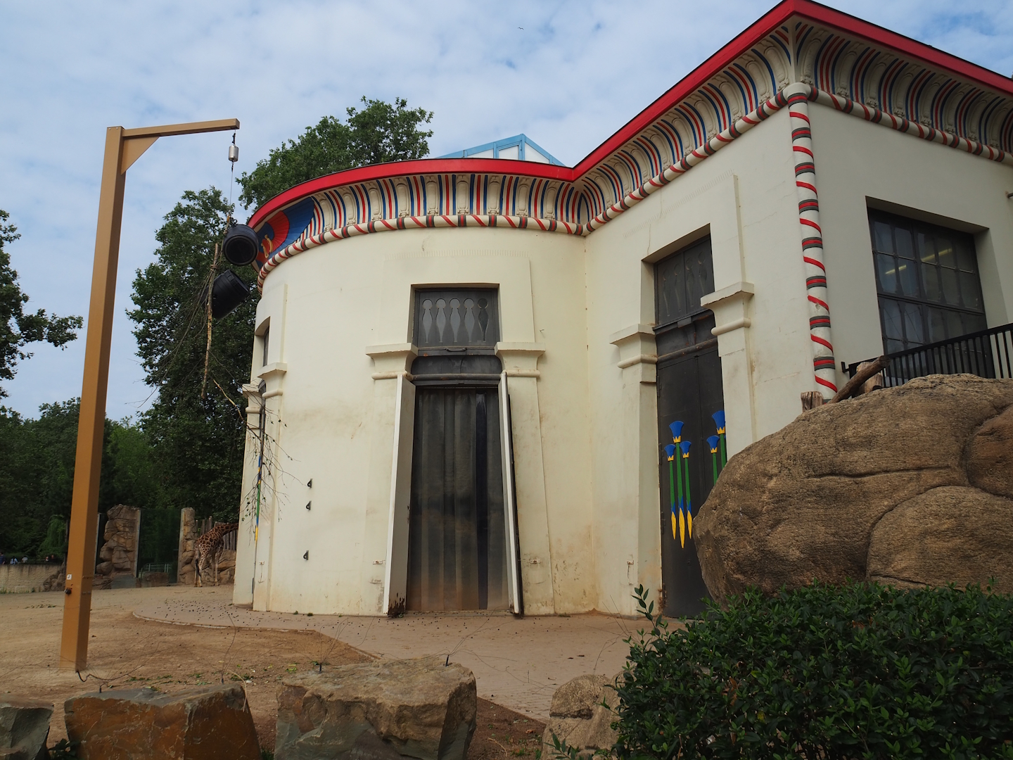 Giraffe side of the Egyptian Temple, 2023-07-22