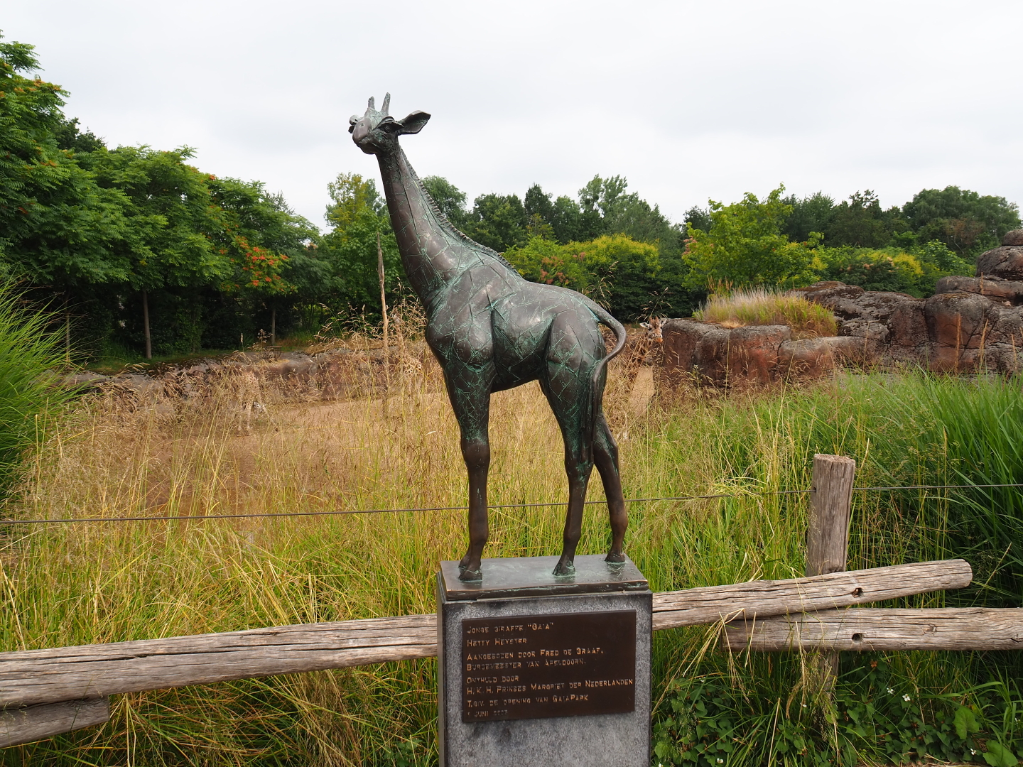 Giraffe statue, 2019-07-21
