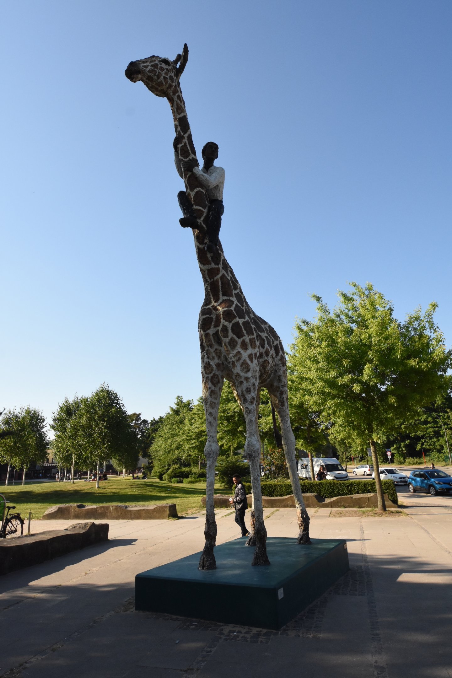 Giraffe statue at entrance