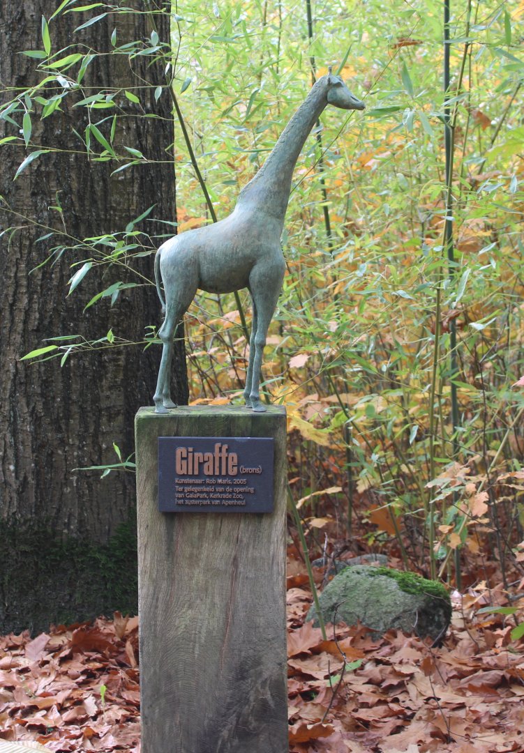 Giraffe-statue
