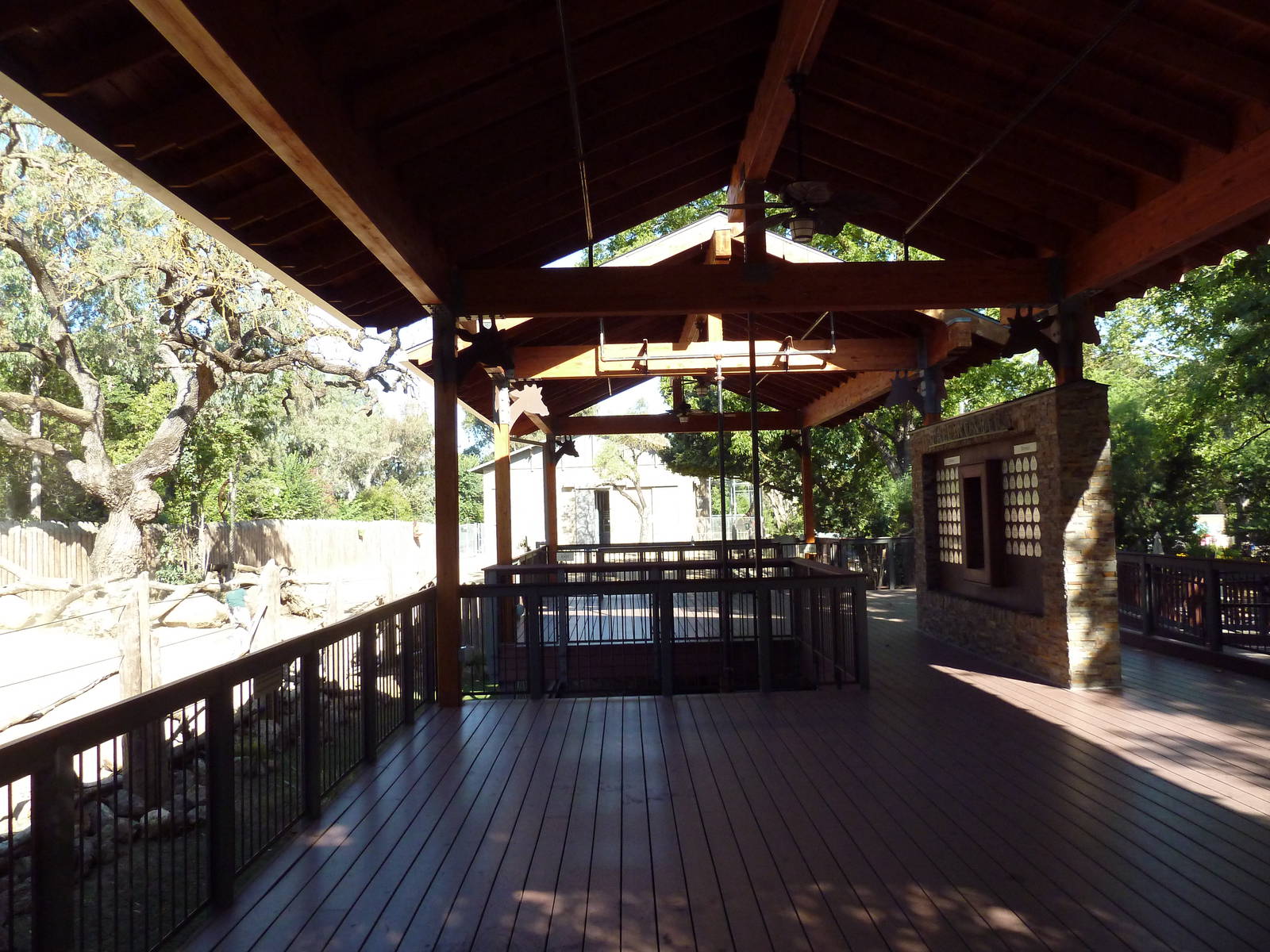 Giraffe Viewing Platform