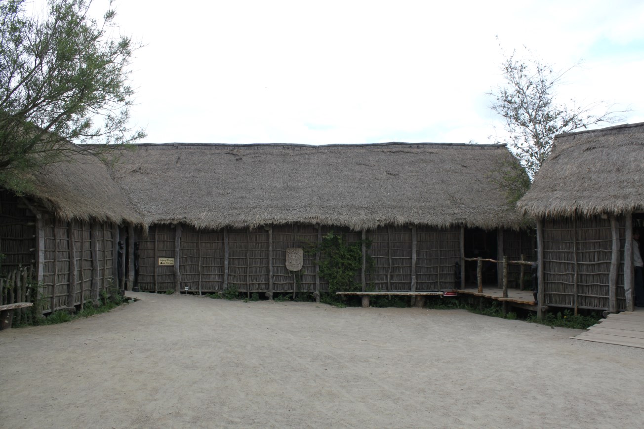 Givskud Zoo - Gorilla Exhibit (House)