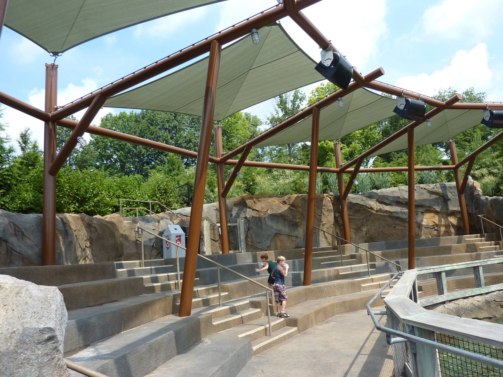 Glacier Run - California Sea Lion/Harbour Seal/Grey Seal Theater