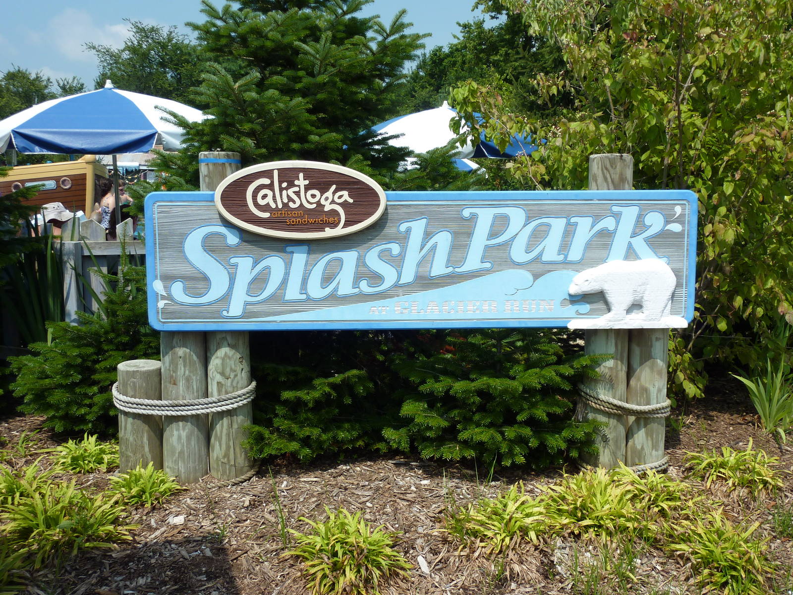 Glacier Run - Splash Park Sign