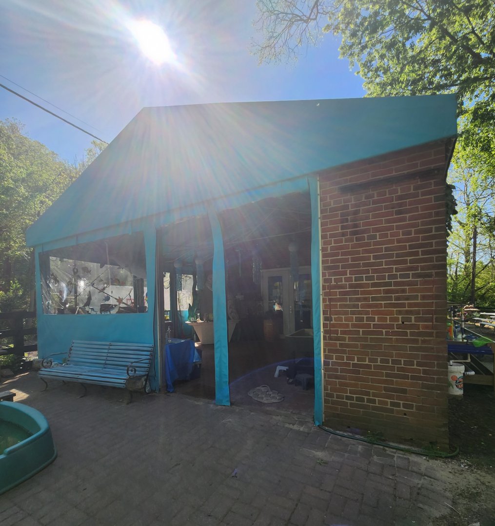 Glen Echo Park Aquarium - Aquarium building entrance