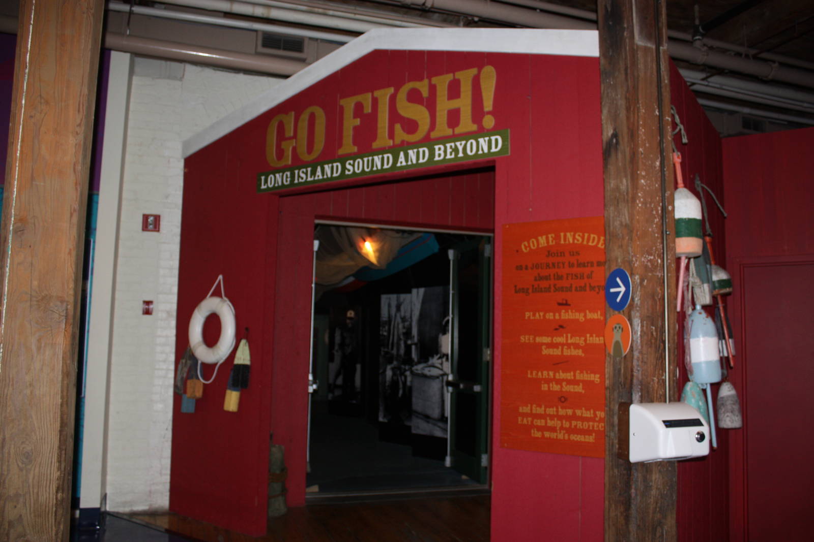 Go Fish! Entrance