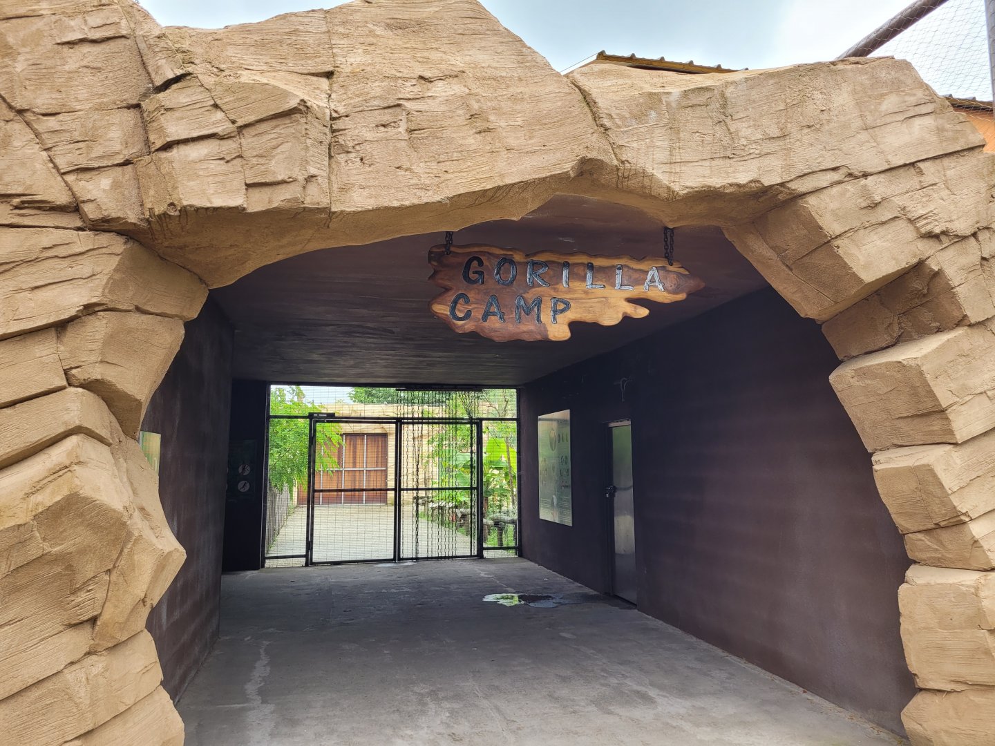 Gorilla Camp archway -Zoo du bassin d'Arcachon (2024)